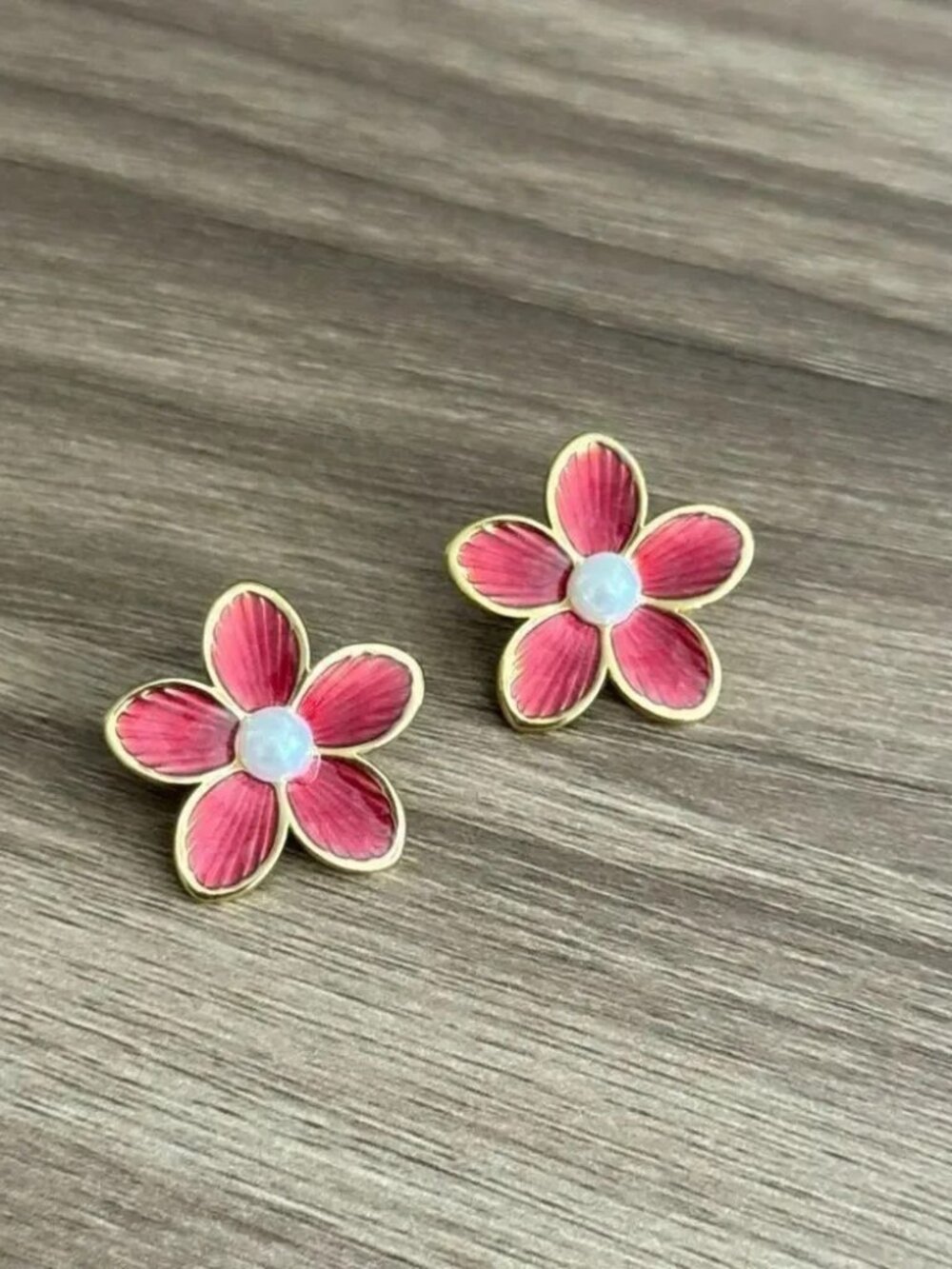Red Flower Earrings Q981